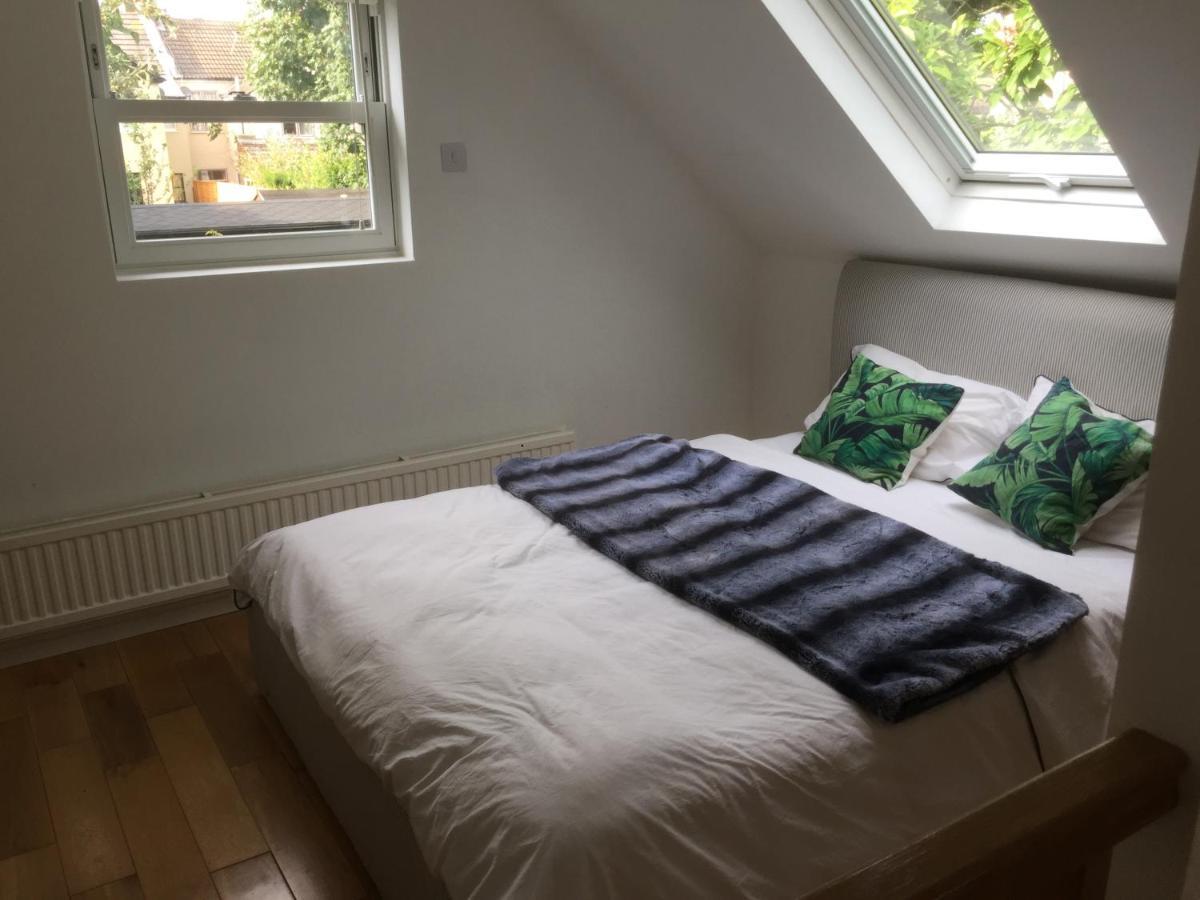 The Coach House Apartment Бромли Екстериор снимка